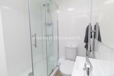 En Suite Shower Room