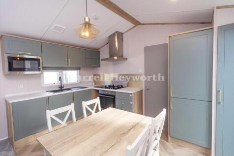 Open Plan Living 3
