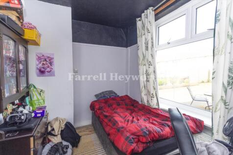 Bedroom 4 or living 