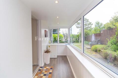 Entrance Porch 2
