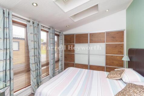Bedroom 1 view 3