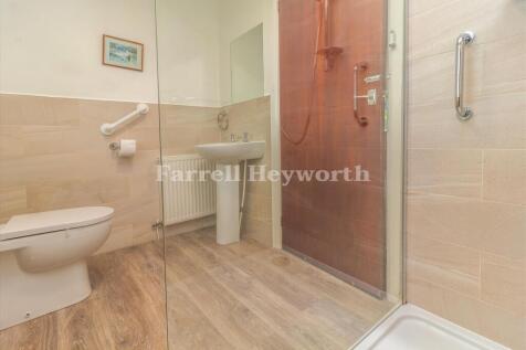 Ground Floor Shower 