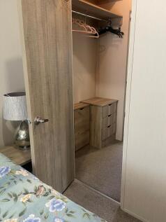 Dressing Room Throug