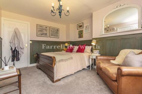 Master Bedroom b