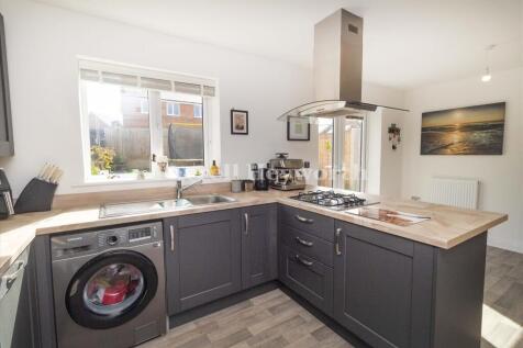 Kitchen Dining 2