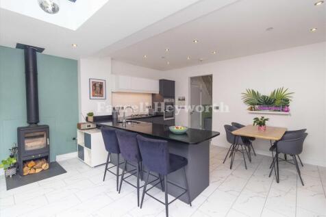Kitchen Dining 3