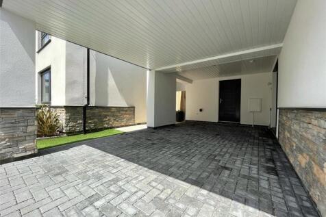 Private driveway