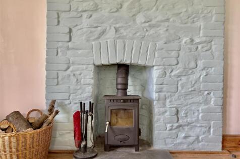 FIREPLACE.jpeg