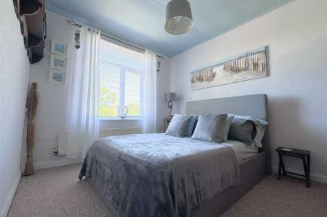 BEDROOM TWO.jpeg