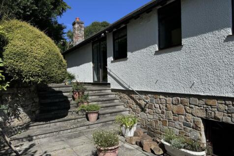 SIDE STEPS