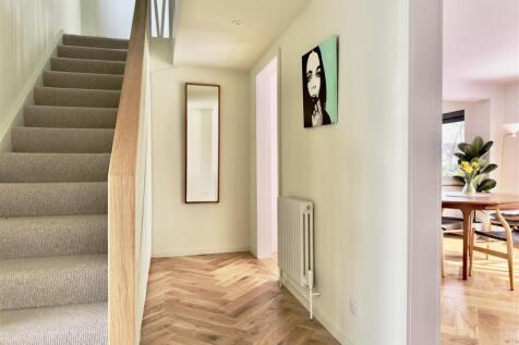 HALLWAY.jpeg