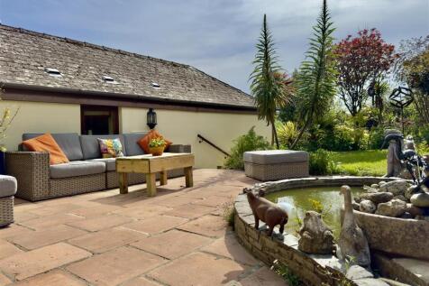 Patio and pond.jpeg
