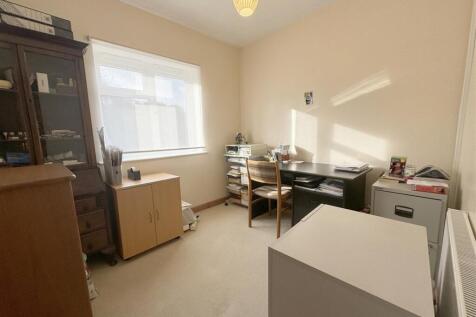 Ground Floor Bedroom/Office
