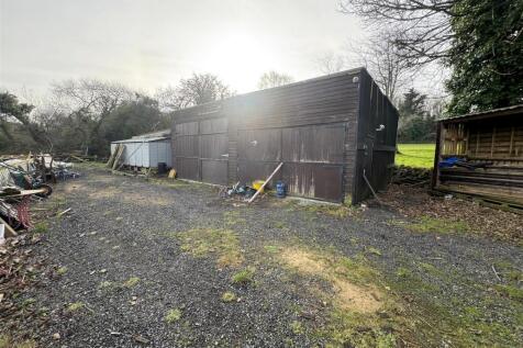 Outbuildings/Workshops