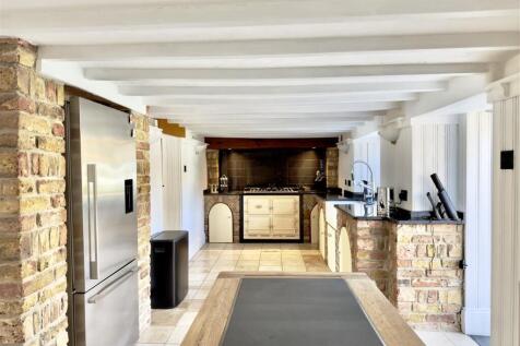 KITCHEN.jpeg