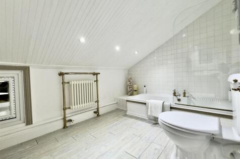 ENSUITE.jpeg
