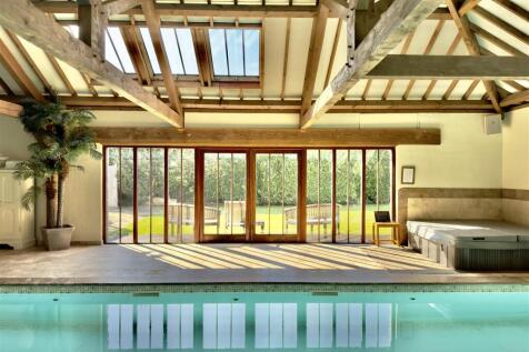 SWIMMING POOL.jpeg