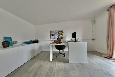 HOME OFFICE.jpeg