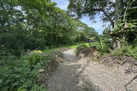 Driveway Entrance