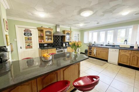 Main Kitchen