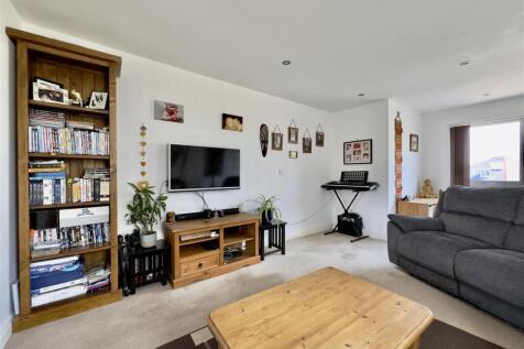 LIVING ROOM II.jpeg