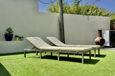 LOUNGERS.jpeg
