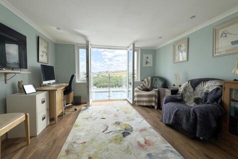 First Floor Bedroom/Living Room