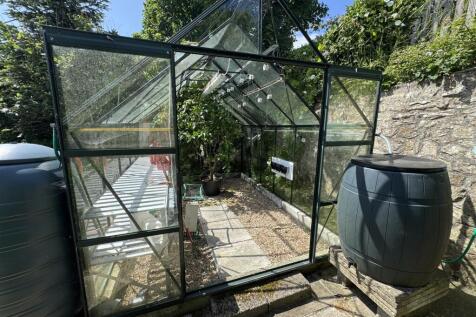 Green House