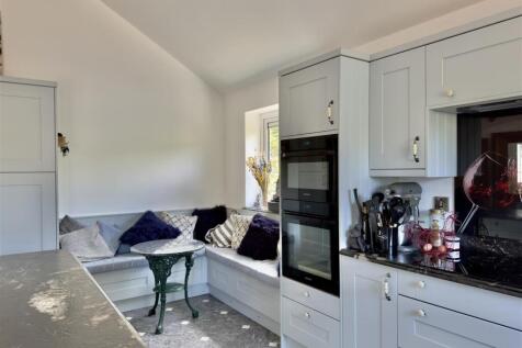 Kitchen seating
