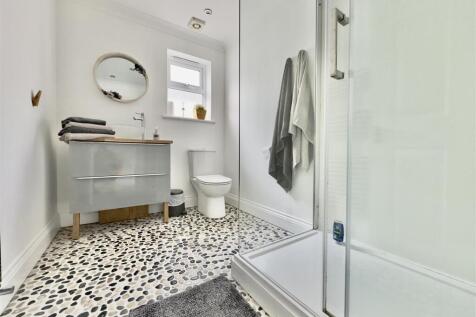 Ground floor shower room