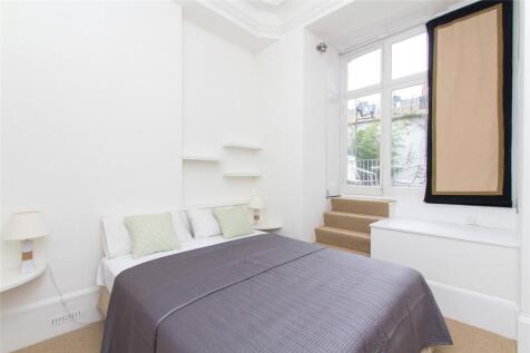 Bedroom 1.jpg