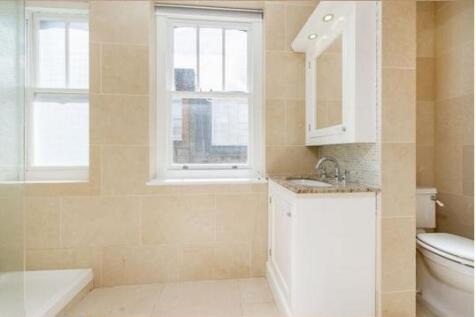 Bathroom1.JPG