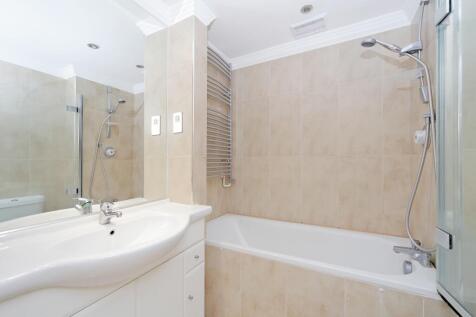 Bathroom.JPG