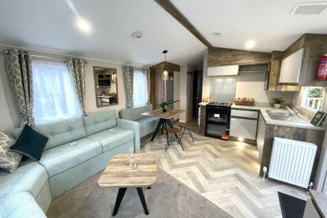 Lounge Dining