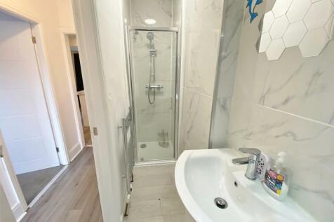 New Shower Room 1