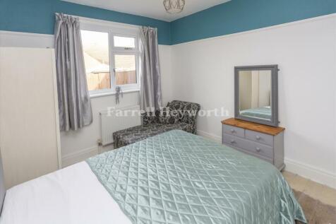 Rear Flat Bedroom 