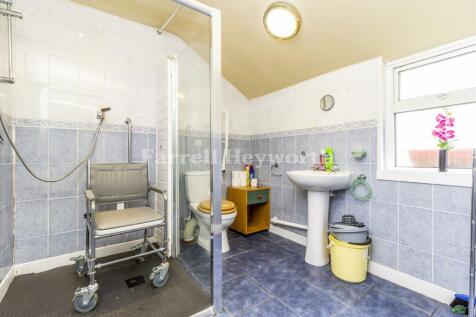 Downstairs wetroom