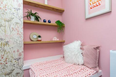 Bedroom Detail