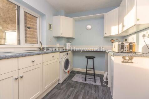Kitchen b