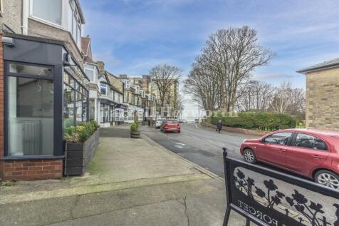 Princess Crescent d