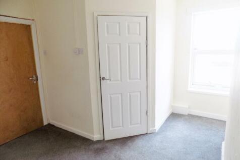 Bedroom 1 En suite 
