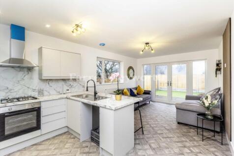 Open plan living vie