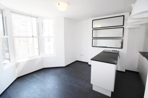 Lounge Kitchen