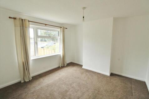 Front Bedroom 