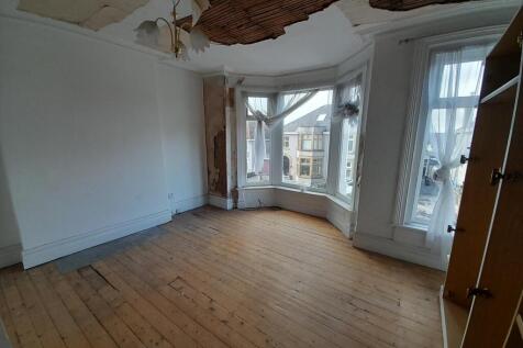 St M Bedroom 1 2nd