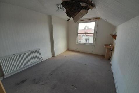St M Top Floor Rear 