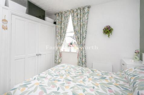 Bedroom 1_