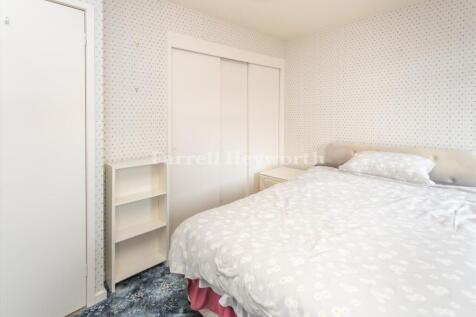 Bedroom 1 view 3