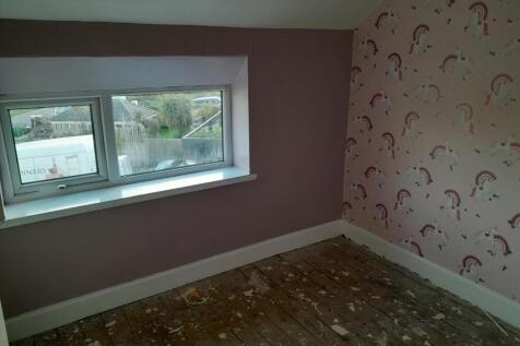 Lordsome Bedroom 3