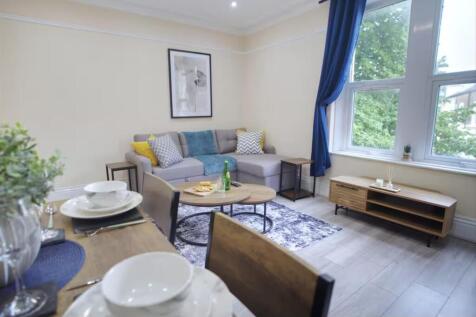 Flat 2 Living Room 2